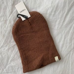 [NWT] Vuori UNISEX California Beanie